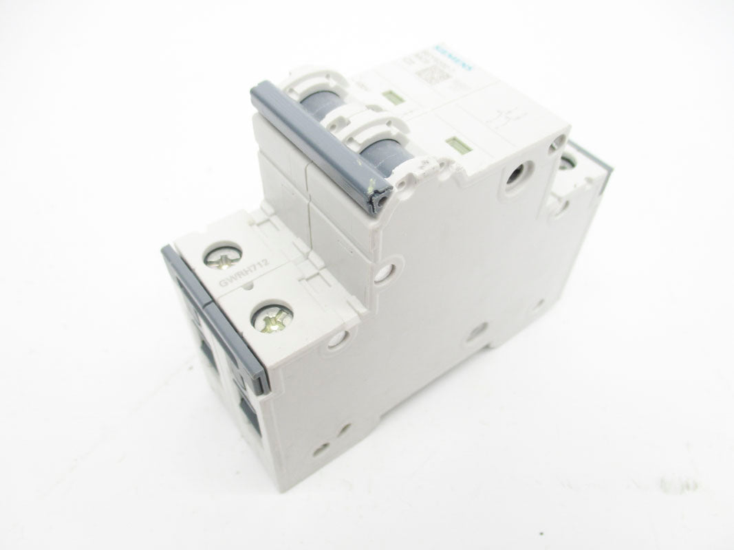 SIEMENS 5SY6202-7 400V 2A NSNP