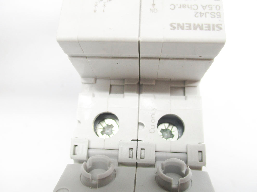 SIEMENS 5SJ4205-7HG41 .5A 400V NSNP