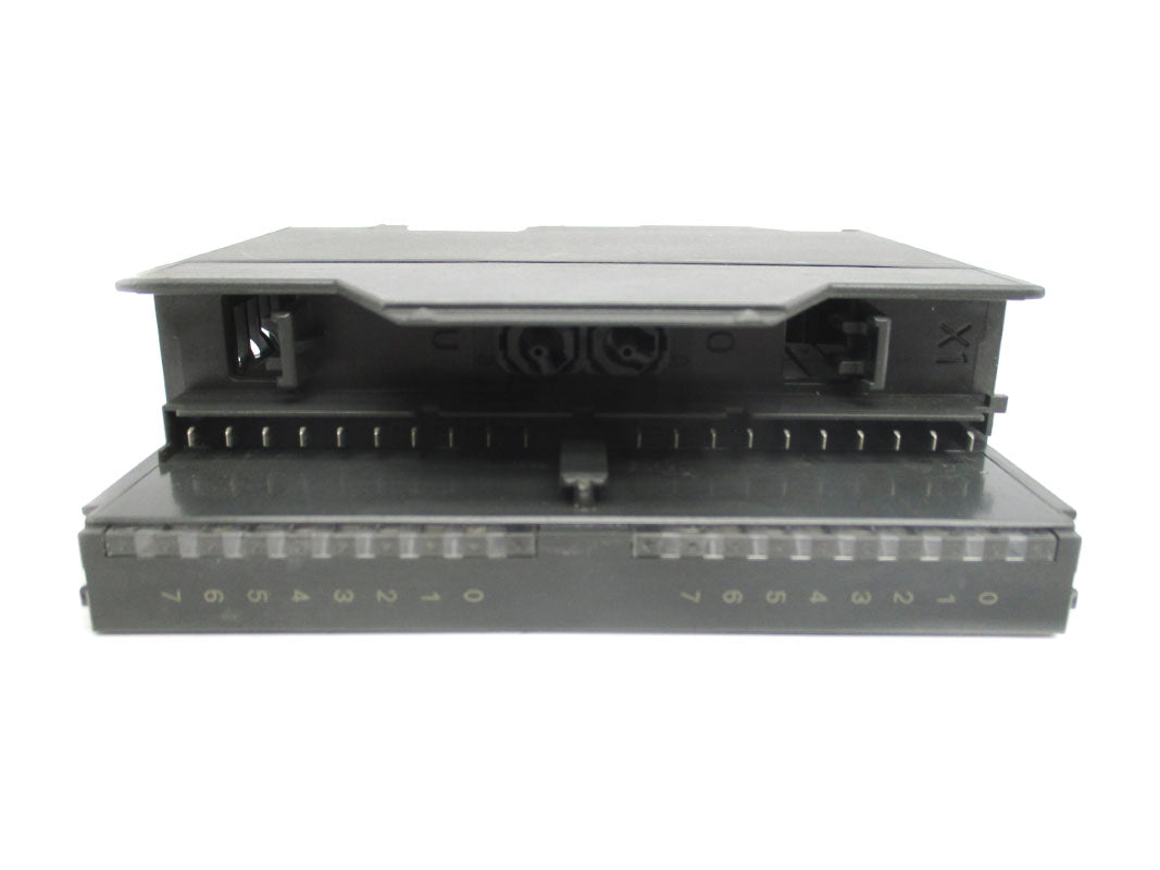 SIEMENS 6ES7322-1HH01-0AA0 (NO DOOR) UNMP