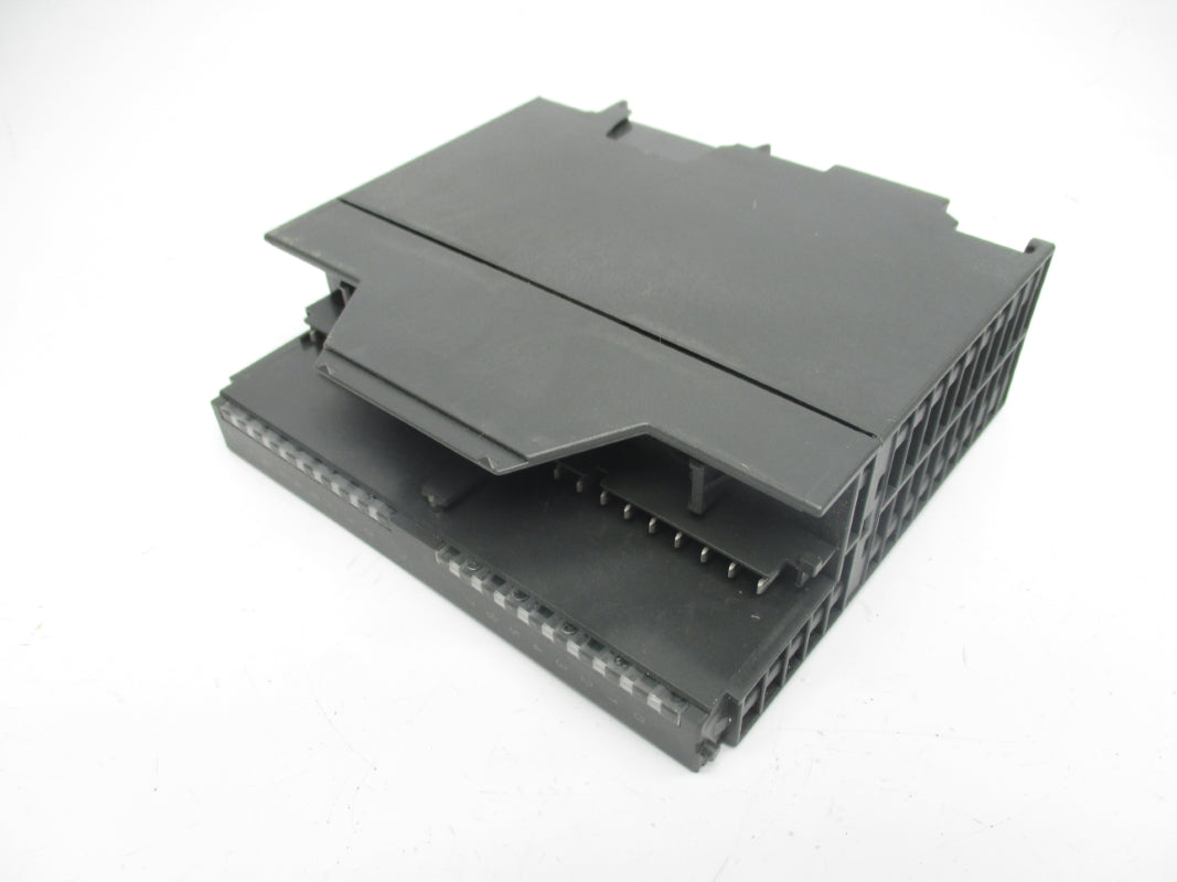 SIEMENS 6ES7322-1HH01-0AA0 (NO DOOR) UNMP