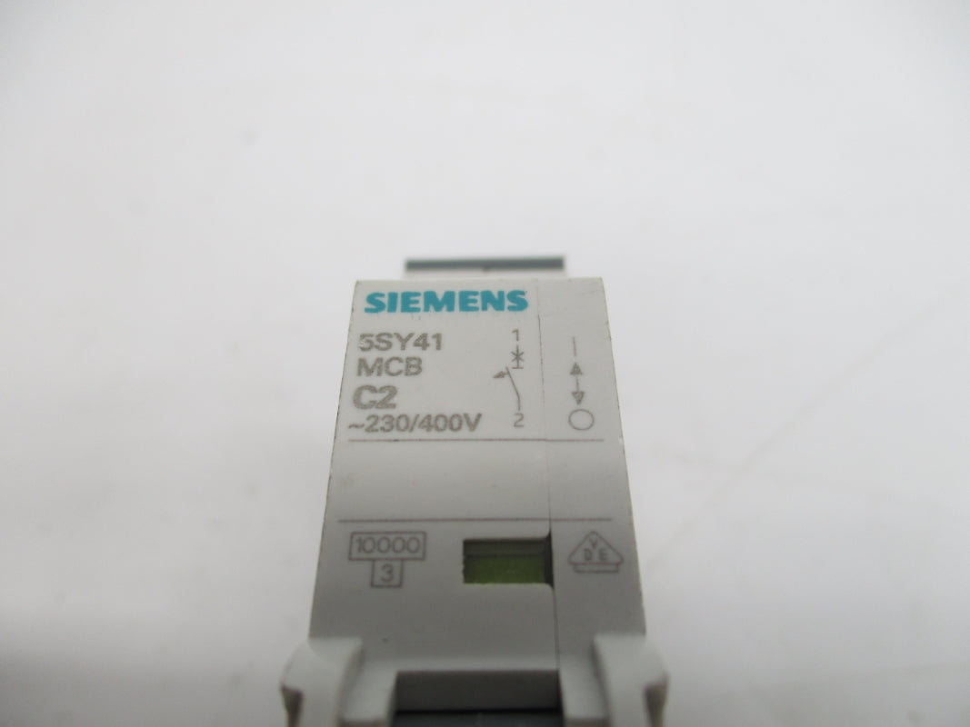 SIEMENS 5SY4102-7 230/400V 2A UNMP