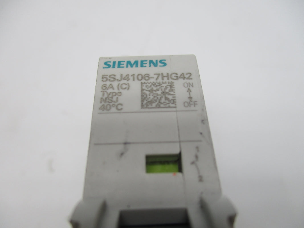 SIEMENS 5SJ4106-7HG42 230V 6A UNMP
