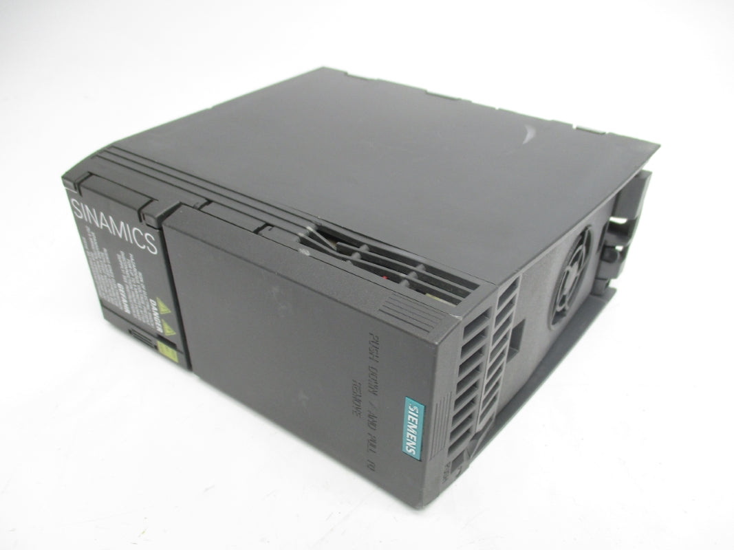 SIEMENS 6SL3210-1KE15-8UP2 F/W 02/V4.7 400-480V 7.4A UNMP