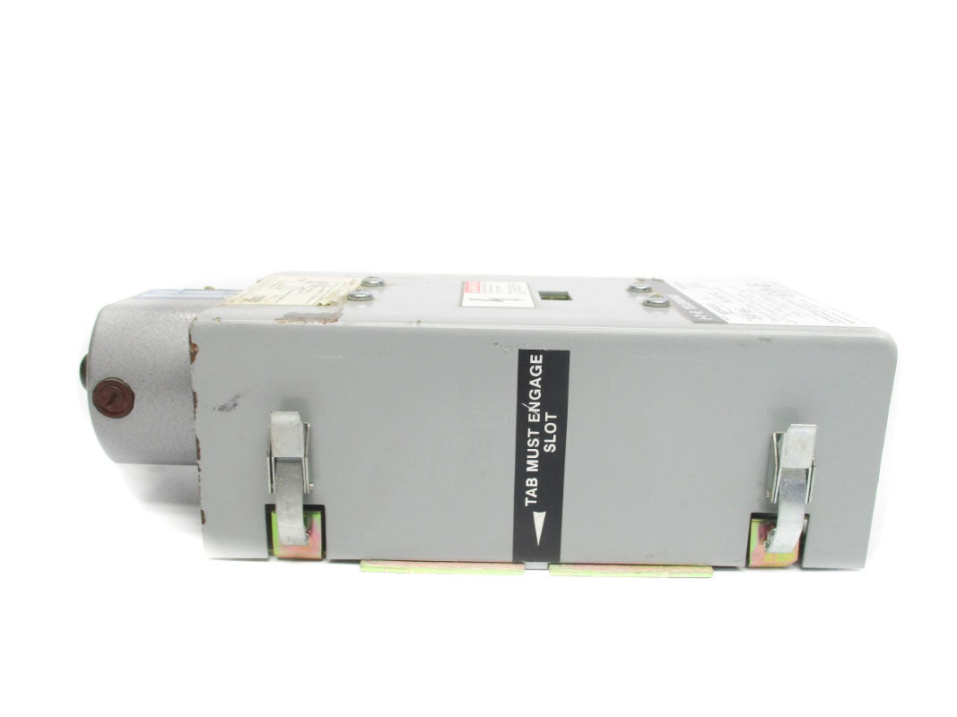 I-T-E M0F6240 SER. A 240VAC 6.5A UNMP