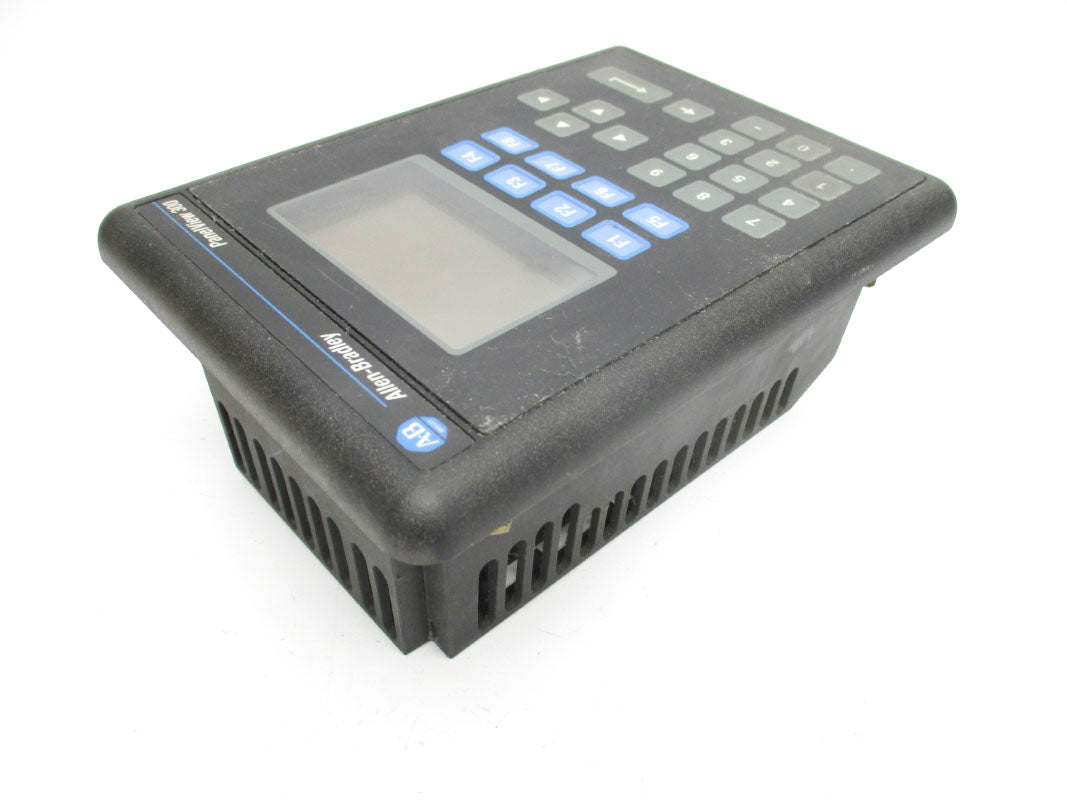 ALLEN BRADLEY 2711-K3A17L1 SER. A F/W 4.41 24VDC .25A UNMP