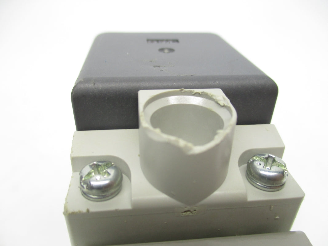 SMC VQ7-6-FG-D-3ZA03 24VDC .15-1.0MPA (AS PICTURED) NSNP