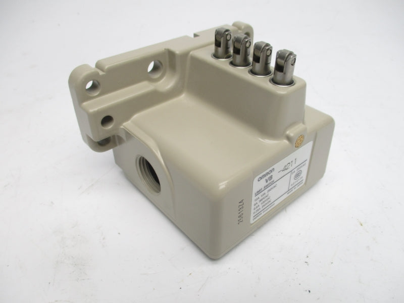 OMRON VB-4211 380VAC 10A NSMP
