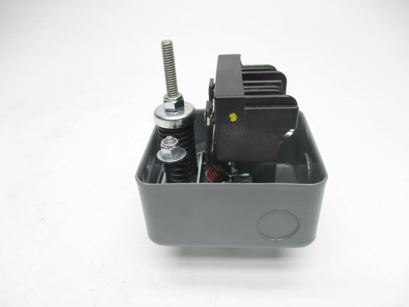 SQUARE D 9013GHG1S8J54 SER. C 460/575V 125PSI (AS PICTURED) NSMP