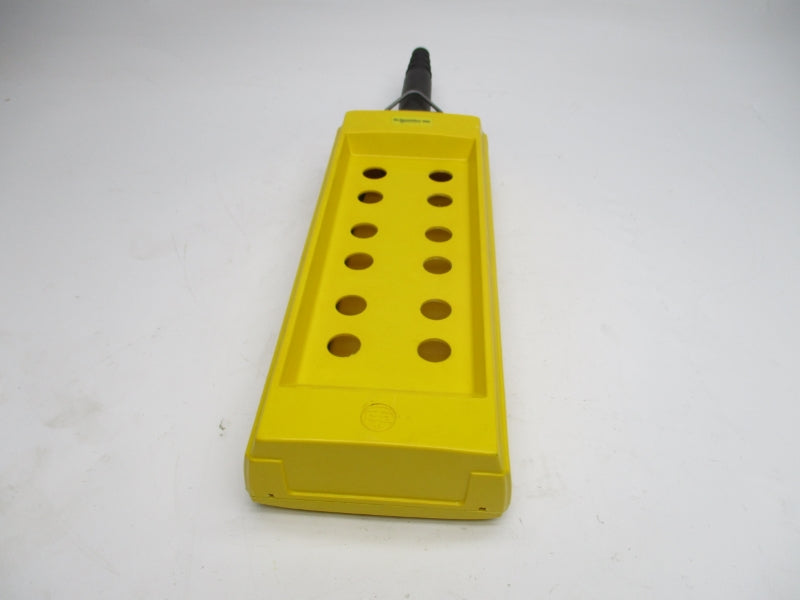 TELEMECANIQUE XAC-B12 300V NSNP