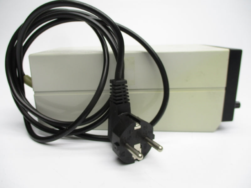 LEYBOLD TM220 110-240V NSNP