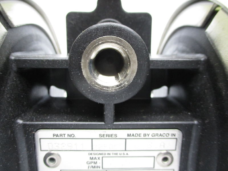 GRACO D32911 SER. F06E 100PSI 1/2" NSMP