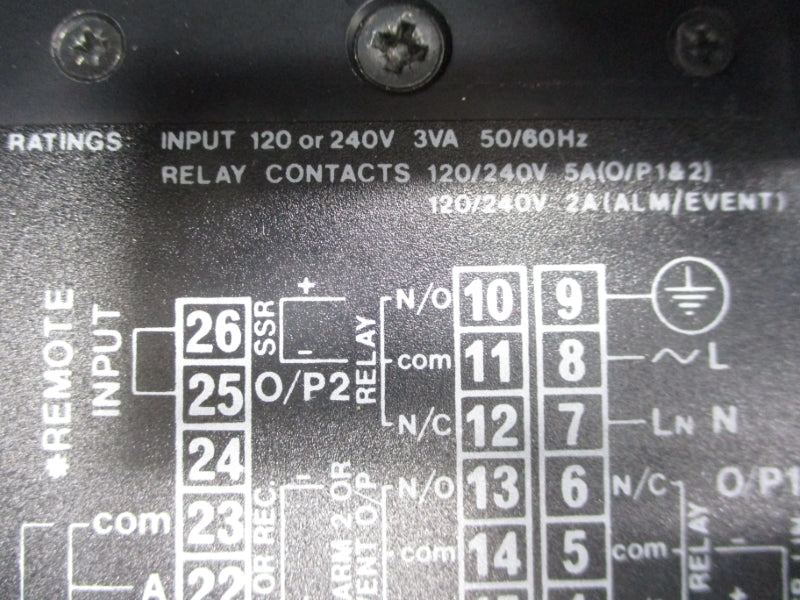 WEST INSTRUMENTS 2050 120/240V 5A UNMP