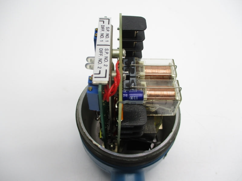 ROBERTSHAW 314B-A2-B2 120VAC 5A 3/4" NSMP