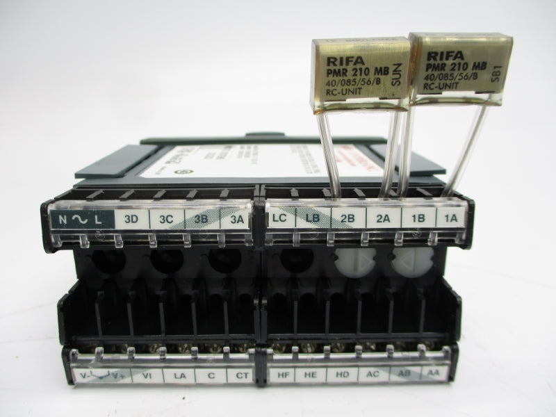 EUROTHERM 32H8/VC/VH/RRRX/R/XXX/G/ENG/ENG/XXXXX/XXXXX/XXXXX/EE0738/X/X/X/X/X/X/X/X/X/X 100-240VAC 2A NSMP