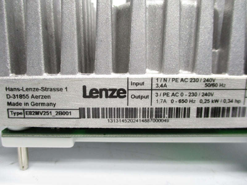 LENZE E82MV251-2B001 230-240V 3.4A (AS PICTURED) NSNP