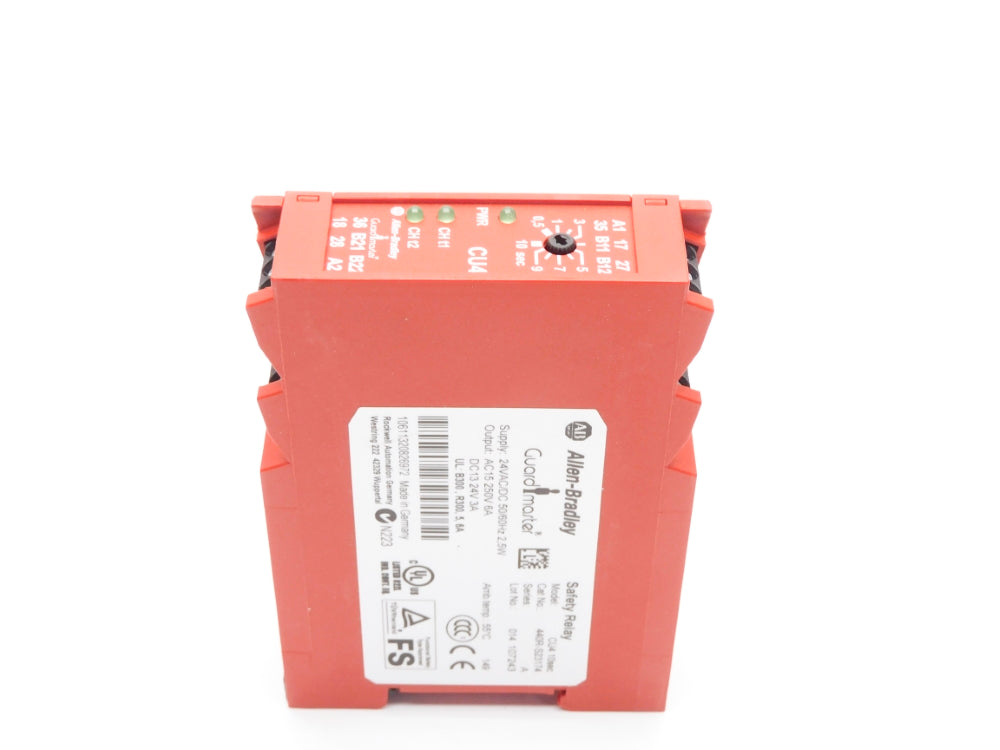 ALLEN BRADLEY 440R-S23174 SER. A CU4 10SEC 24VAC/DC (WH) NSMP