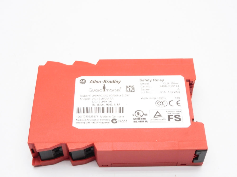 ALLEN BRADLEY 440R-S23174 SER. A CU4 10SEC 24VAC/DC (WH) NSMP