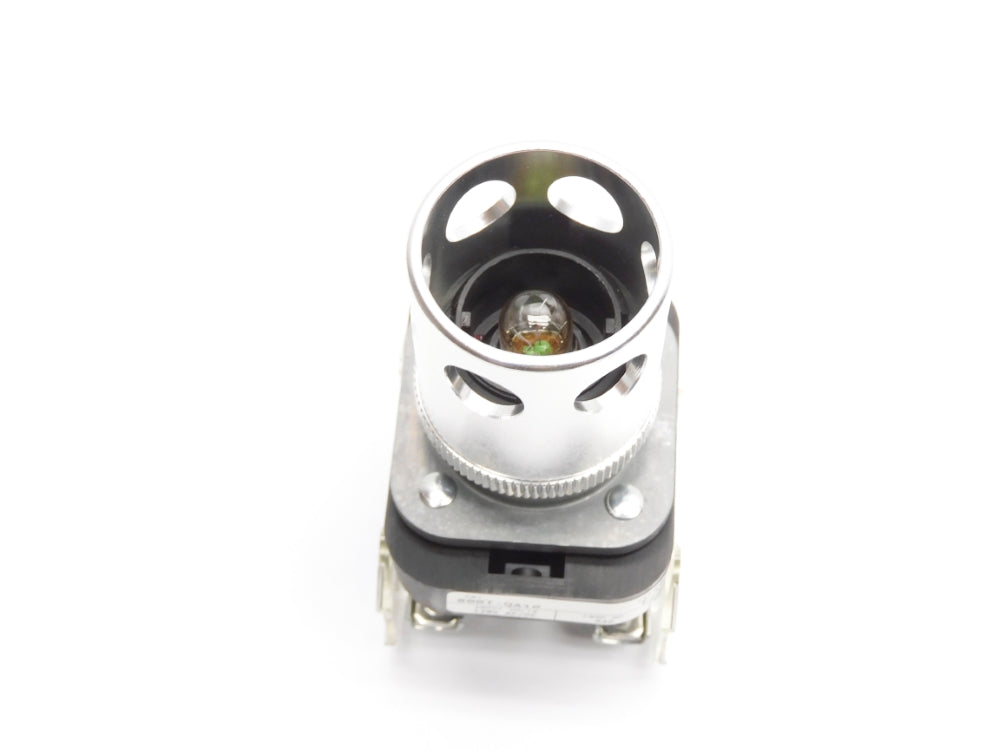 ALLEN BRADLEY 800T-QA10 SER. T (WH) NSMP