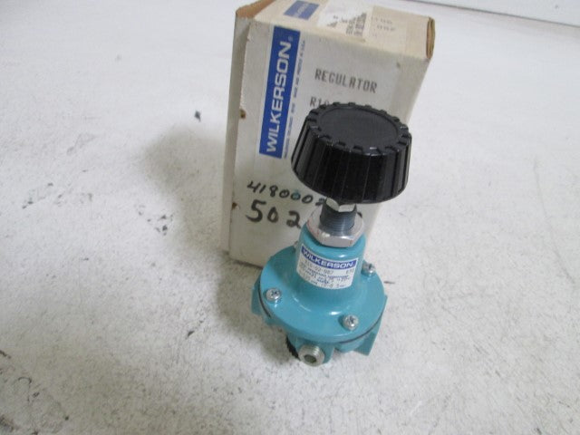 WILKERSON 1/4" REGULATOR R10-02-Q87 *NEW IN BOX*
