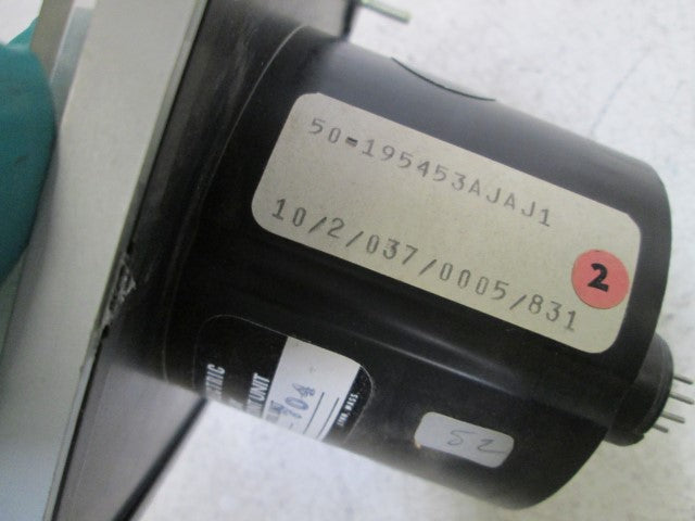 GENERAL ELECTRIC PANEL METER 0/650F , 0/350C 50-195453AJAJ1 *USED*