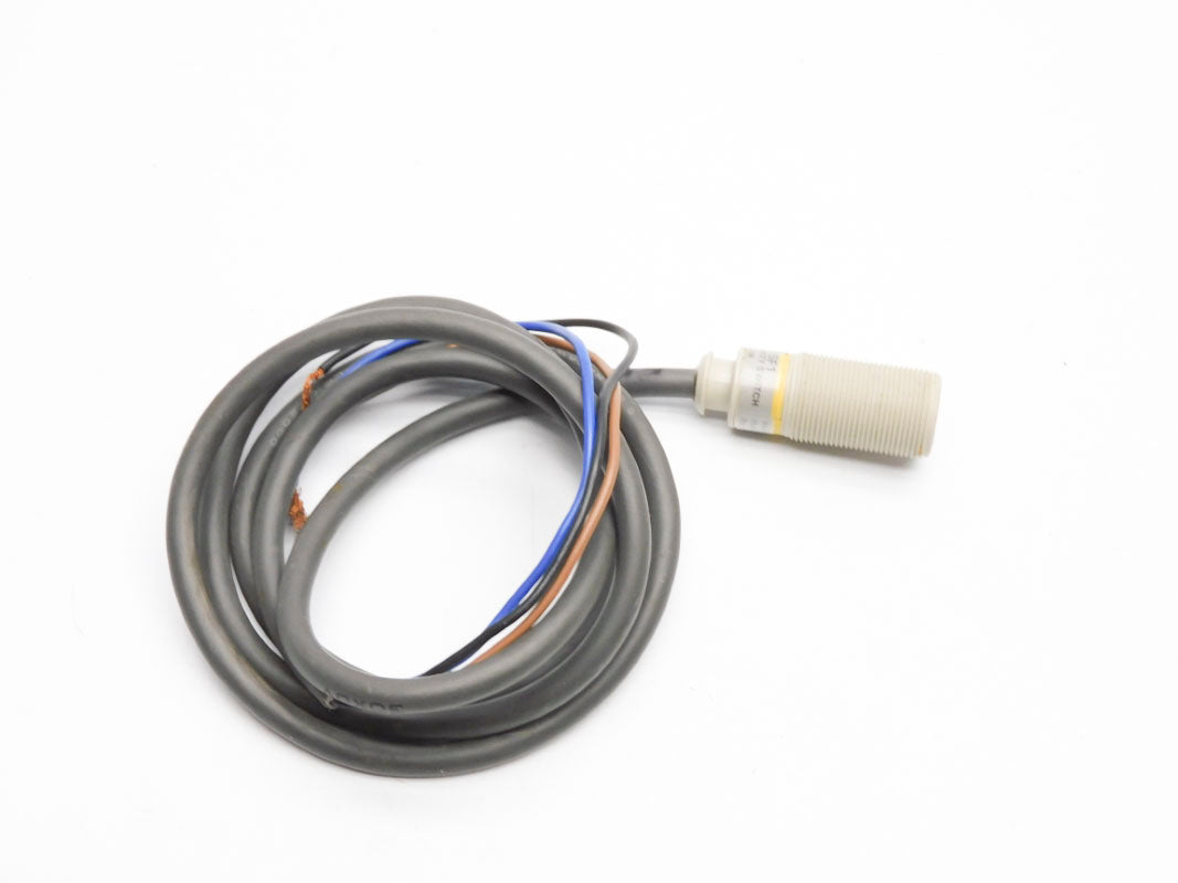 OMRON E2F-X5F1 UNMP