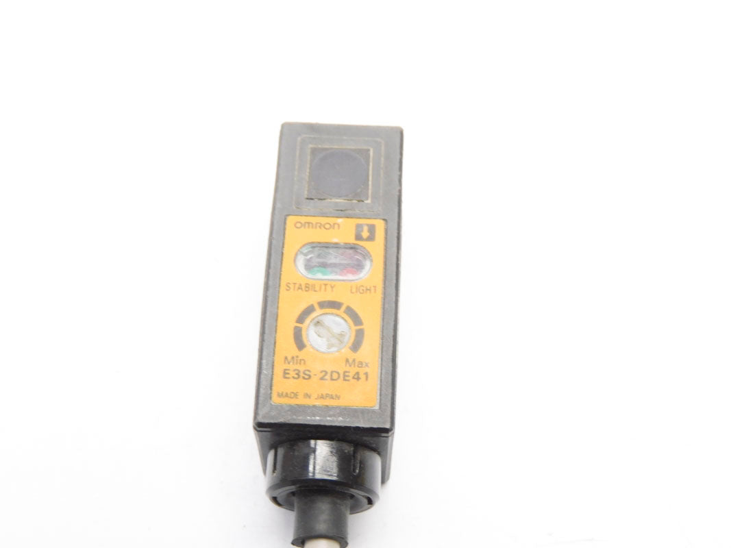 OMRON E3S-2DE41 12-24VDC UNMP