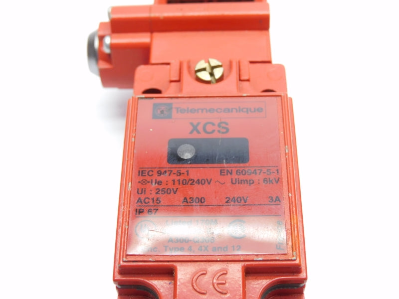 TELEMECANIQUE XCS-C723 240V 3A (NO KEY) UNMP