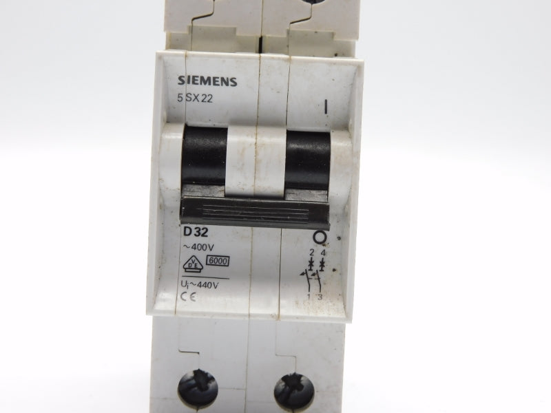SIEMENS 5SX22-D32 440V 32A UNMP