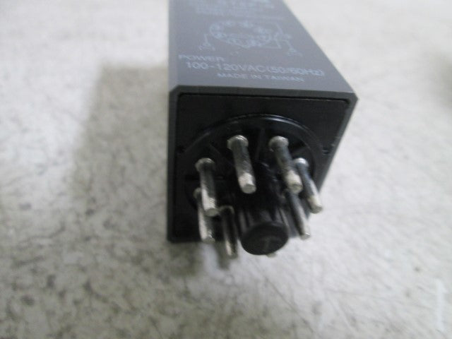 IDEC ELECTRONIC TIMER GT5P-N3MA100 *NEW IN BOX*