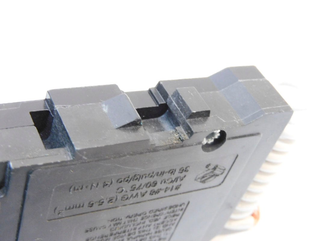 SQUARE D QOB120GFCI 20A 120V (AS PICTURED) NSNP