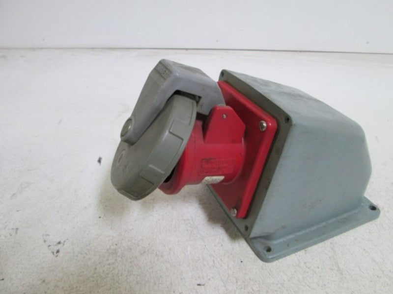 HUBBELL RECEPTACLE 563R6W  (AS PICTURED) *USED*