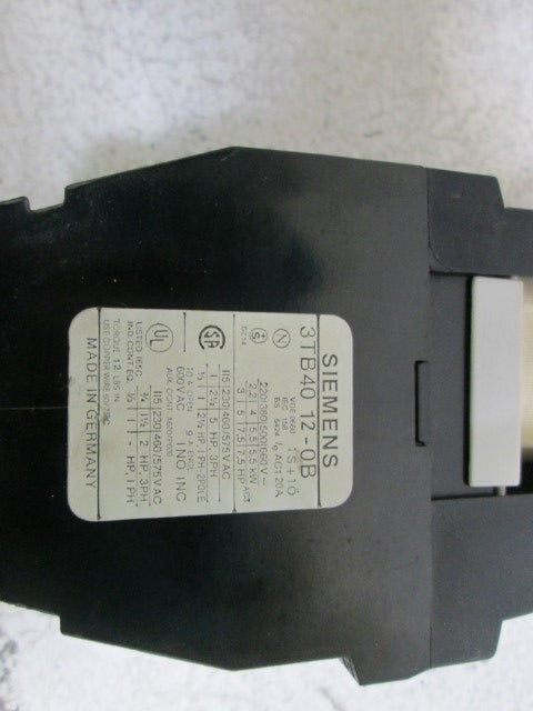 SIEMENS CONTACTOR RELAY 24VDC 3TB40 12-0B *NEW NO BOX*