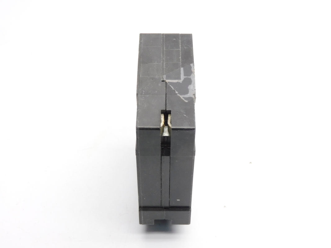 SQUARE D HOMT1515 15-15A 120/240V UNMP