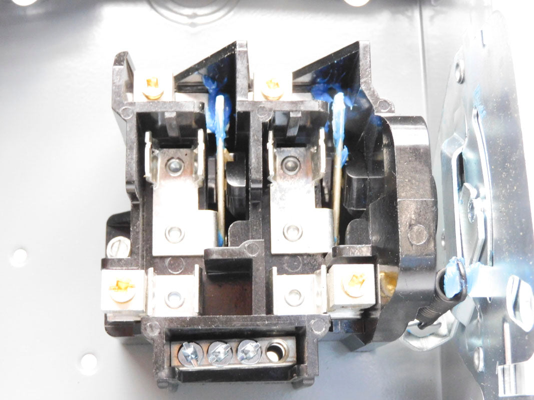 SQUARE D D221NCP SER. E03 120/240V 30A  (AS PICTURED) NSMP