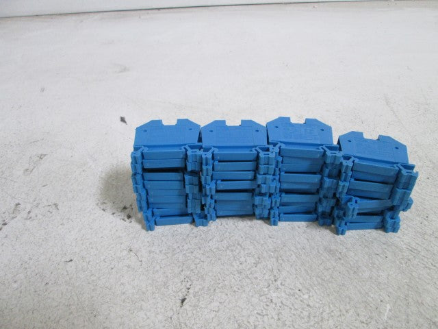LOT OF 39 DINNECTORS TERMINAL BLOCK BLUE DN-T8B *NEW IN BOX*