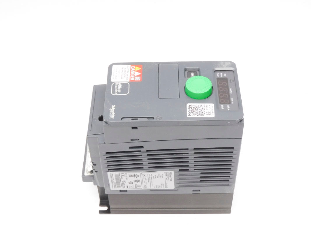SCHNEIDER ELECTRIC ATV320U07M2C 200-240V 10A NSMP