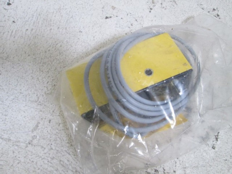 TURCK PROXIMITY SENSOR Ni30-Q130-ADZ30X2 *NEW IN BAG*