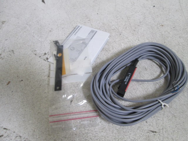 TELCO SENSOR LIGHT TRANSMITTER SMT 3000HC SG 10* *NEW IN BOX*