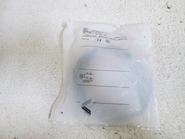 IFM EFECTOR IF0002 INDUCTIVE PROXIMITY SENSOR *NEW IN FACTORY BAG*