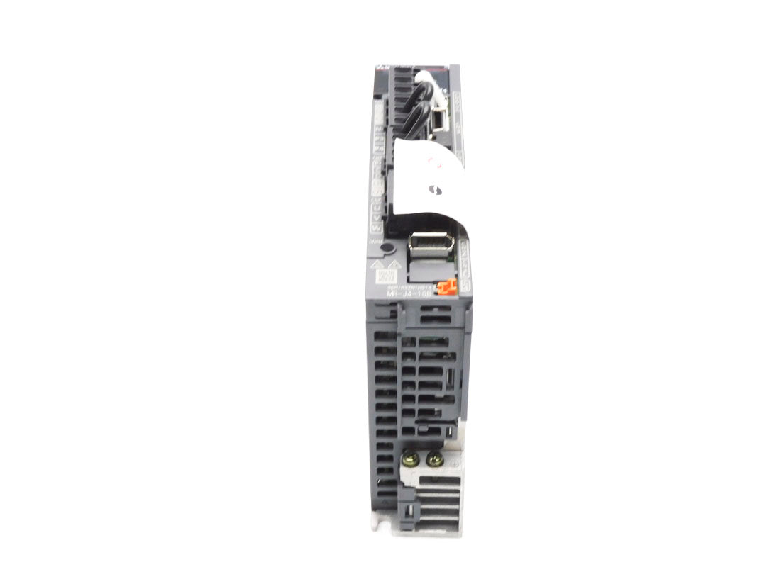 MITSUBISHI MR-J4-10B 200-240VAC 0.9/1.5A NSNP