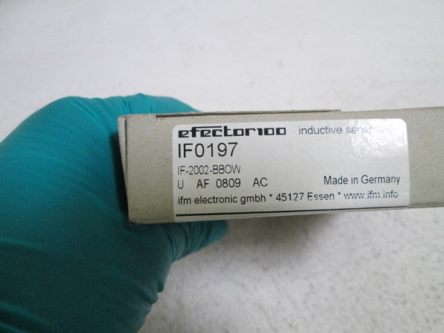 IFM EFECTOR IF0197 INDUCTIVE PROXIMITY SENSOR *NEW IN BOX*