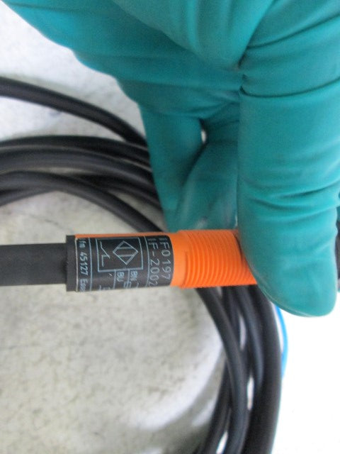 IFM EFECTOR IF0197 INDUCTIVE PROXIMITY SENSOR *NEW IN BOX*