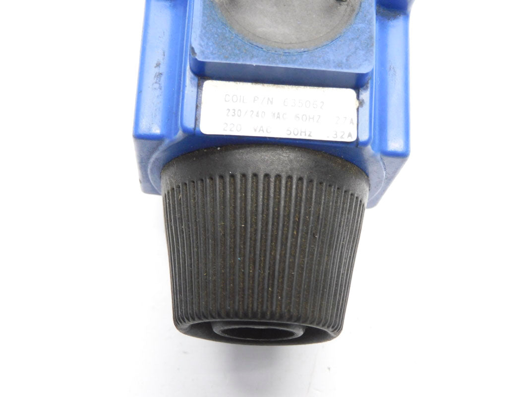 VICKERS DG4V32NMUD40 686270 240VAC .32A UNMP