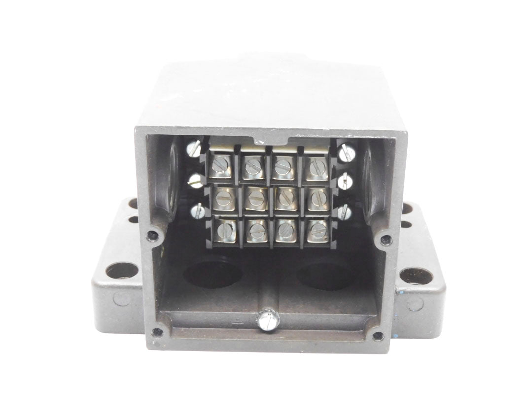 BALLUFF BNS519-D3-R12-100-10 240VAC 6A UNMP