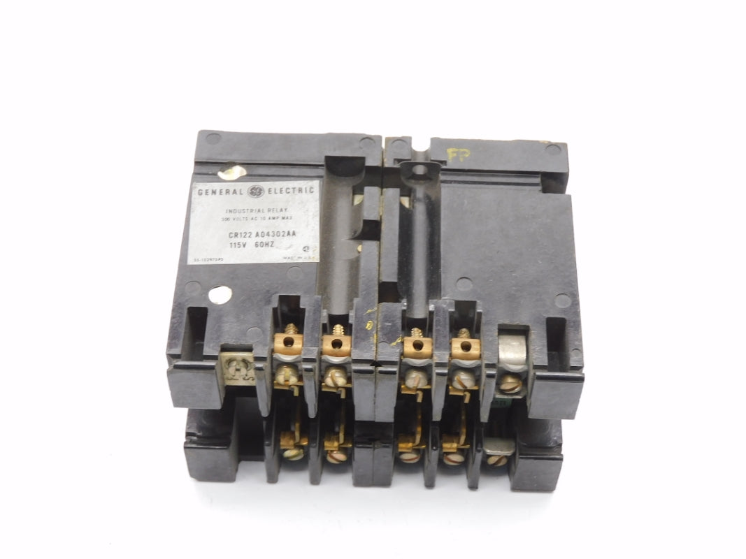 GENERAL ELECTRIC CR122A04302AA 300V 10A UNMP