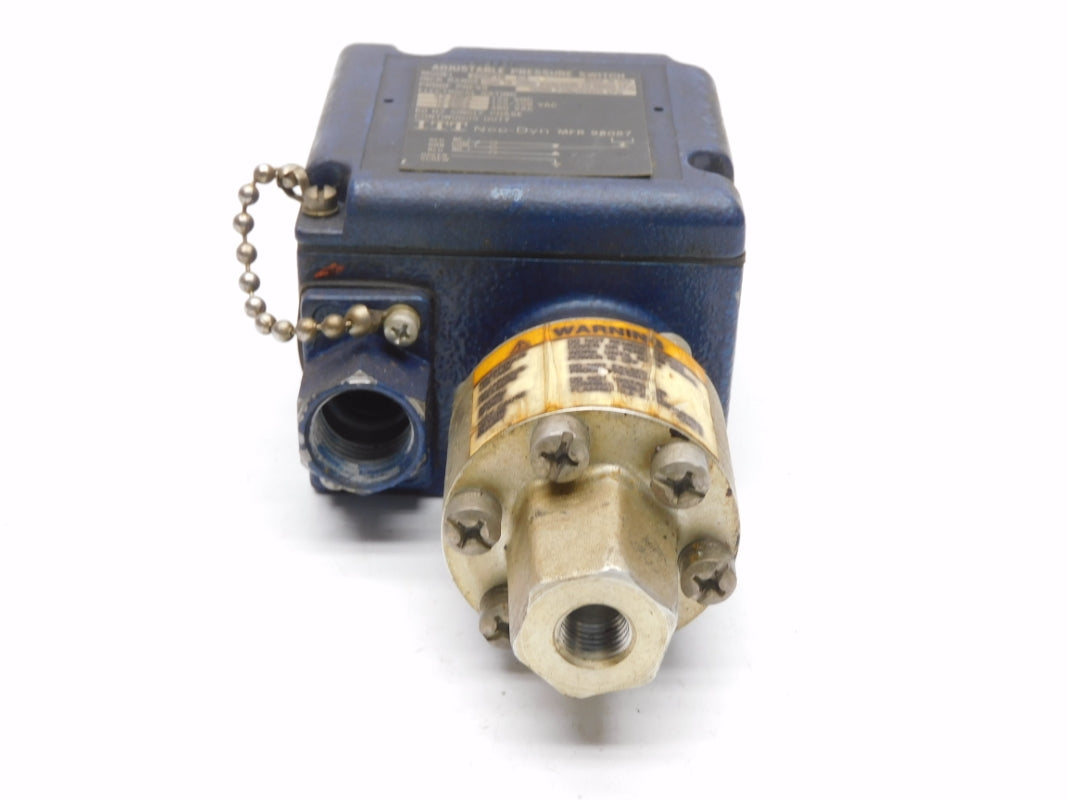 ITT 200P18C3B 480VAC 15A 10000PSI UNMP