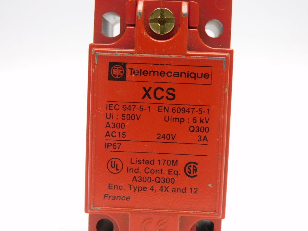 TELEMECANIQUE XCS-C703 240V 3A NSNP