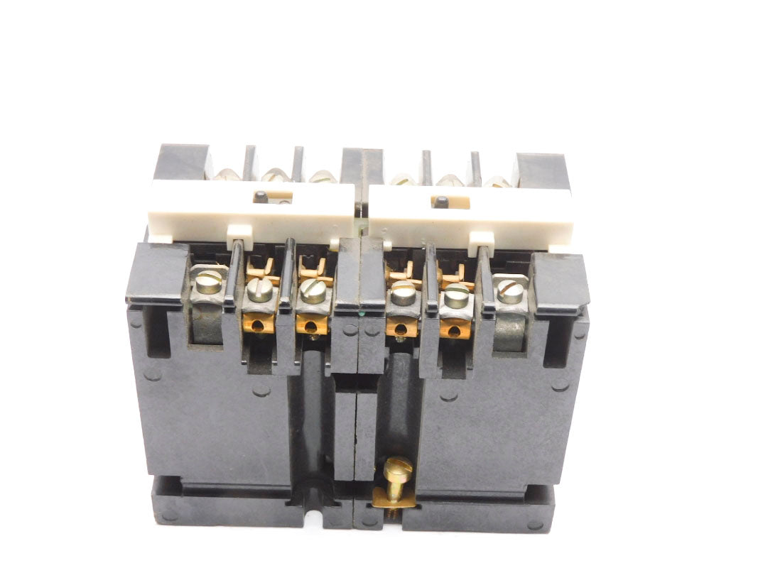 GENERAL ELECTRIC CR120C04002AA SER. A 115V 10A UNMP
