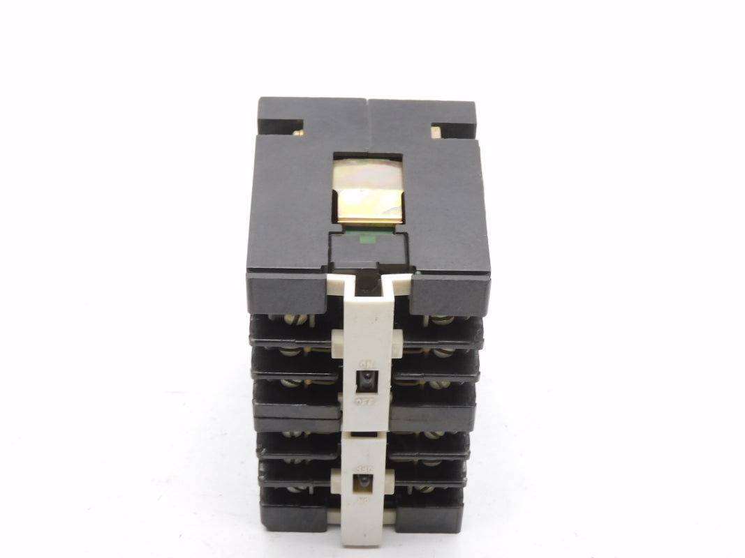 GENERAL ELECTRIC CR120C04002AA SER. A 115V 10A UNMP