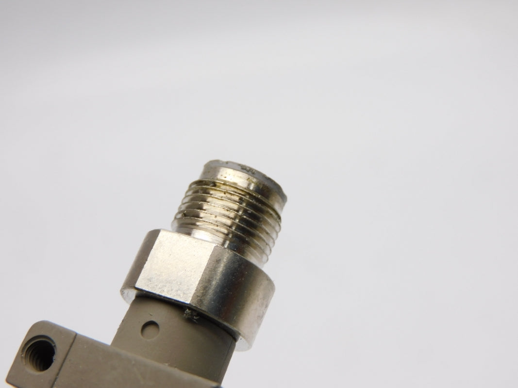 OMRON E3S-CT16-L 10-30VDC UNMP